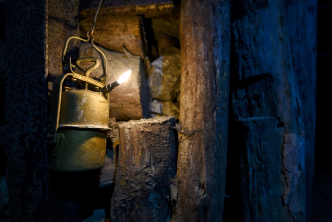 the acetyline lamp that was used primarly