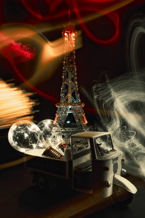 Light service in Paris