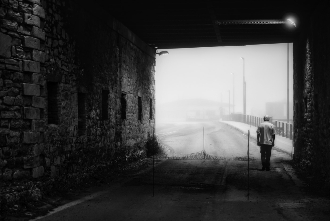 walking under the galliki skala