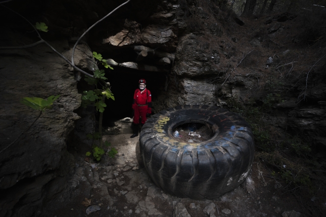 main entrance of Kamariza